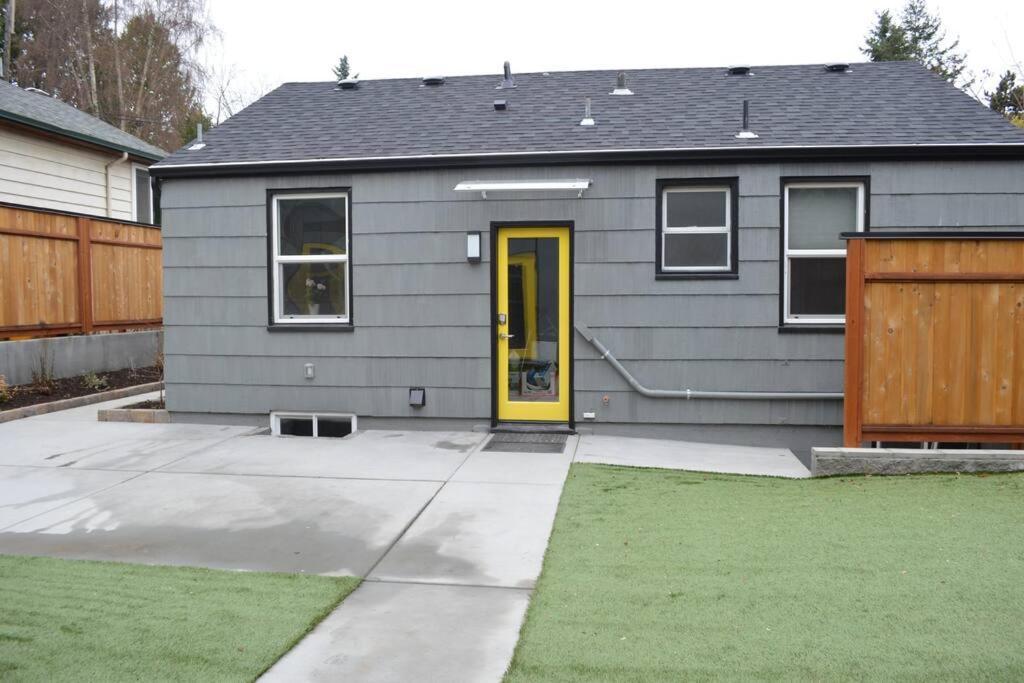 Cozy Crown Hill Carkeek Cottage W/3 Beds, Full Kitchen & Backyard In North Σιάτλ Εξωτερικό φωτογραφία